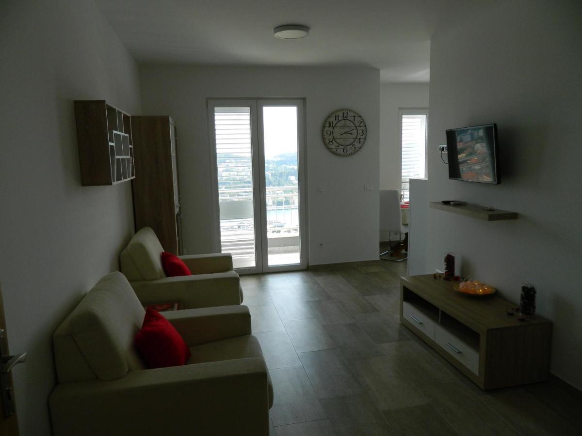 Db1 & Db2 Apartment *